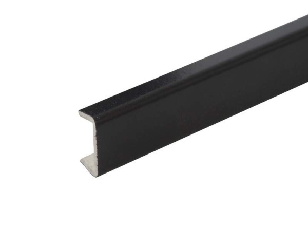 Торцевая заглушка универсальная черная